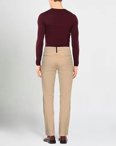 https://images.styletyx.com/images/beige-gabardine-casual-pants-rag-bone-1329962_3.webp
