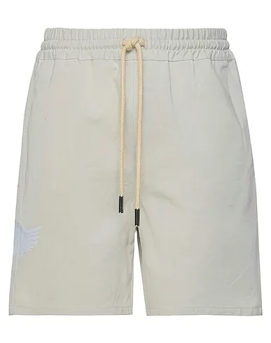 https://images.styletyx.com/images/beige-gabardine-shorts-bermuda-3-paradis-1659405_1.webp
