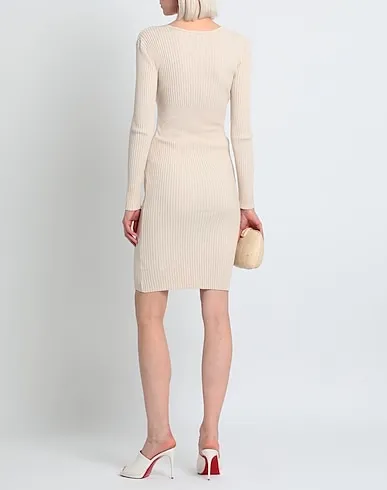 https://images.styletyx.com/images/beige-knitted-midi-dress-rinascimento-1007140118_3.webp