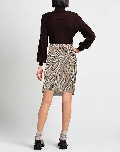 https://images.styletyx.com/images/beige-knitted-mini-skirt-viki-and-3212188_3.webp
