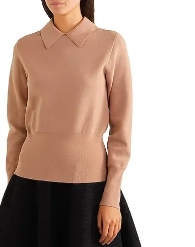 https://images.styletyx.com/images/beige-knitted-sweater-alaia-615221332_2.webp