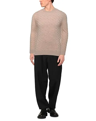 https://images.styletyx.com/images/beige-knitted-sweater-cashmere-company-2678178_2.webp