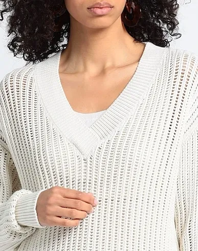 https://images.styletyx.com/images/beige-knitted-sweater-fedeli-726664752_4.webp