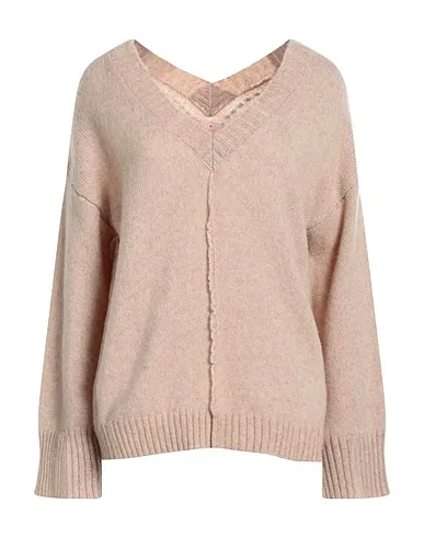 https://images.styletyx.com/images/beige-knitted-sweater-nocold-597598263_1.webp