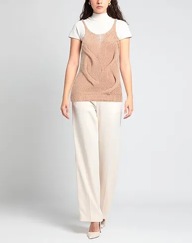 https://images.styletyx.com/images/beige-knitted-top-cruciani-13126225_2.webp
