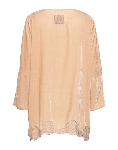 https://images.styletyx.com/images/beige-lace-blouse-pink-memories-1103898_2.webp