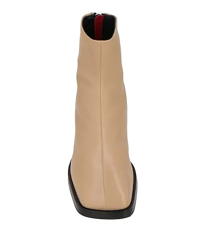 https://images.styletyx.com/images/beige-leather-ankle-boot-halmanera-13114759_4.webp