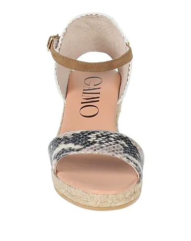 https://images.styletyx.com/images/beige-leather-espadrilles-gaimo-13101810_4.webp