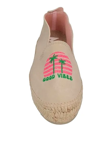 https://images.styletyx.com/images/beige-leather-espadrilles-manebi-13257783_4.webp