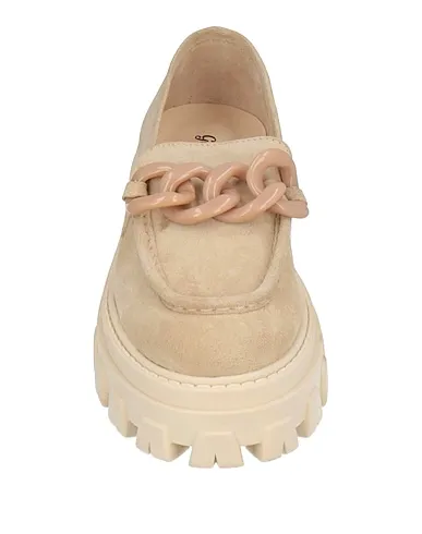 https://images.styletyx.com/images/beige-leather-loafers-geneve-3243982_4.webp