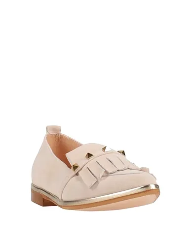 https://images.styletyx.com/images/beige-leather-loafers-marian-1005373235_2.webp