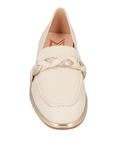 https://images.styletyx.com/images/beige-leather-loafers-marian-3317235_4.webp