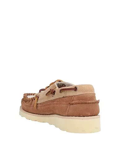 https://images.styletyx.com/images/beige-leather-loafers-sebago-13204892_3.webp