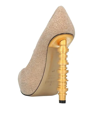 https://images.styletyx.com/images/beige-leather-pump-julia-haart-3327936_3.webp