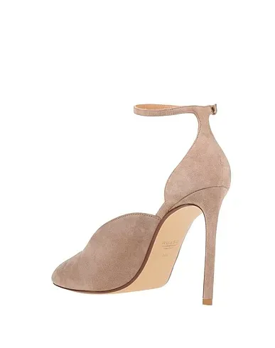 https://images.styletyx.com/images/beige-leather-sandals-francesco-russo-873702317_3.webp