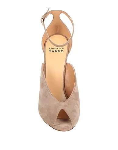 https://images.styletyx.com/images/beige-leather-sandals-francesco-russo-873702317_4.webp
