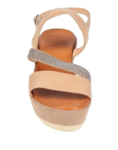 https://images.styletyx.com/images/beige-leather-sandals-la-femme-plus-13155621_4.webp