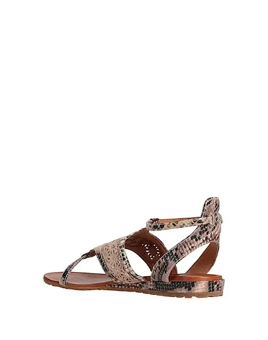 https://images.styletyx.com/images/beige-leather-sandals-la-femme-plus-13315175_3.webp