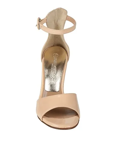 https://images.styletyx.com/images/beige-leather-sandals-loretta-pettinari-12920471_4.webp