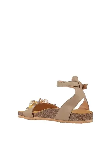 https://images.styletyx.com/images/beige-leather-sandals-loretta-pettinari-1725038_3.webp