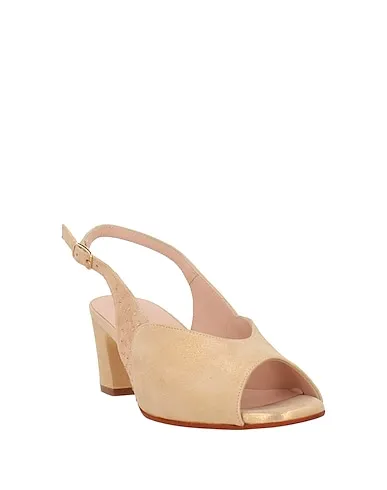 https://images.styletyx.com/images/beige-leather-sandals-melluso-13117873_2.webp