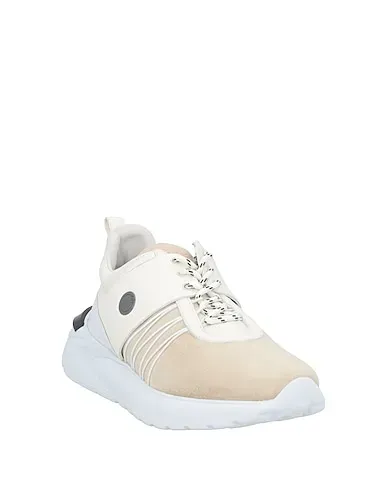 https://images.styletyx.com/images/beige-leather-sneakers-high-1005223412_2.webp