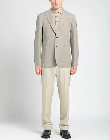 https://images.styletyx.com/images/beige-pique-blazer-bottega-martinese-13314570_2.webp