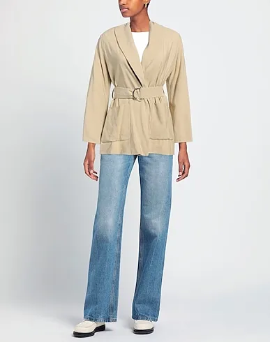 https://images.styletyx.com/images/beige-plain-weave-blazer-momoni-13084060_2.webp