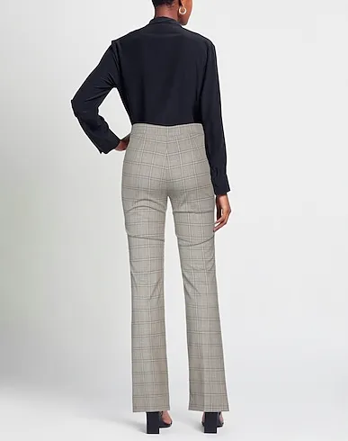 https://images.styletyx.com/images/beige-plain-weave-casual-pants-24-25-2541243_3.webp