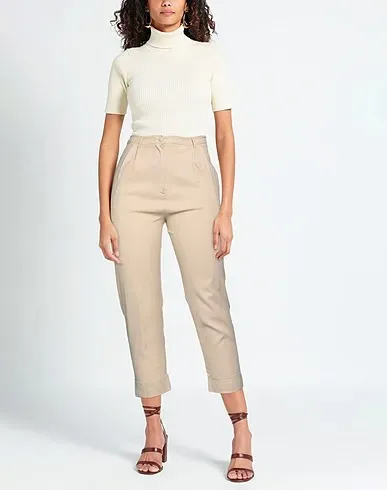 https://images.styletyx.com/images/beige-plain-weave-casual-pants-hebe-studio-12954271_2.webp