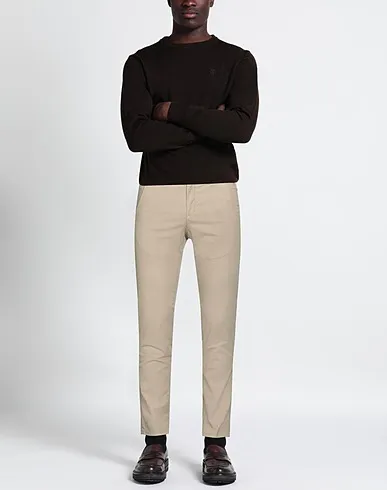 https://images.styletyx.com/images/beige-plain-weave-casual-pants-jeckerson-13685782_2.webp