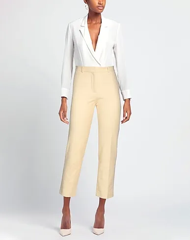 https://images.styletyx.com/images/beige-plain-weave-casual-pants-joseph-2894328_2.webp