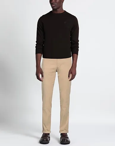 https://images.styletyx.com/images/beige-plain-weave-casual-pants-luigi-borrelli-napoli-1225425158_2.webp