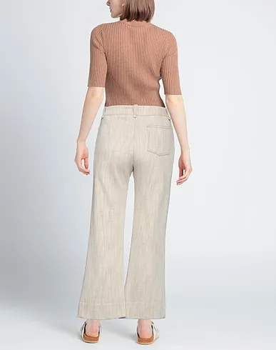 https://images.styletyx.com/images/beige-plain-weave-casual-pants-pdr-phisique-du-role-729869765_3.webp