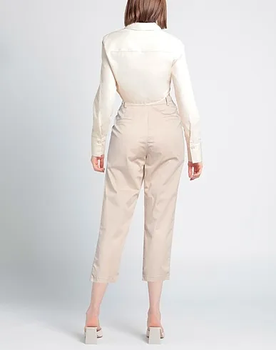 https://images.styletyx.com/images/beige-plain-weave-casual-pants-silvian-heach-13246371_3.webp