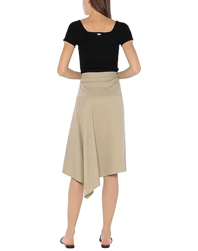 https://images.styletyx.com/images/beige-plain-weave-midi-skirt-joseph-1398159_3.webp