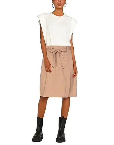 https://images.styletyx.com/images/beige-plain-weave-midi-skirt-natan-1529812_2.webp
