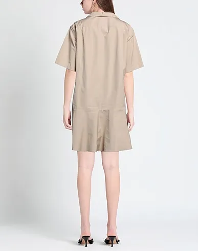 https://images.styletyx.com/images/beige-plain-weave-short-dress-aspesi-1045549926_3.webp