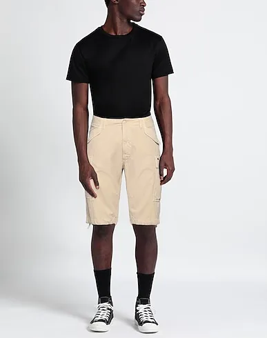 https://images.styletyx.com/images/beige-plain-weave-shorts-bermuda-mason-s-1004403978_2.webp