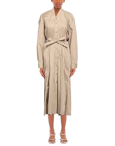 https://images.styletyx.com/images/beige-poplin-midi-dress-lemaire-2839105_2.webp