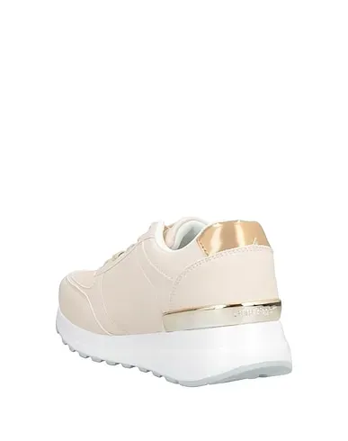 https://images.styletyx.com/images/beige-sneakers-laura-biagiotti-2829265_3.webp