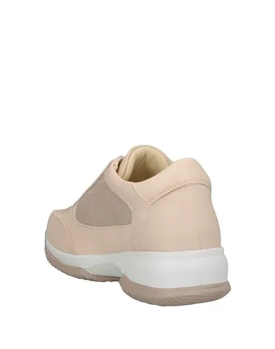 https://images.styletyx.com/images/beige-techno-fabric-sneakers-roccobarocco-1906961939_3.webp
