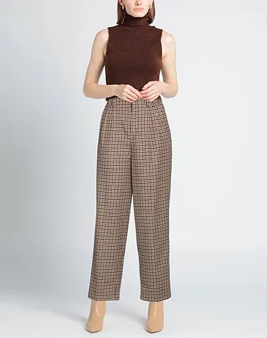 https://images.styletyx.com/images/beige-tweed-casual-pants-laurence-bras-1704010703_2.webp