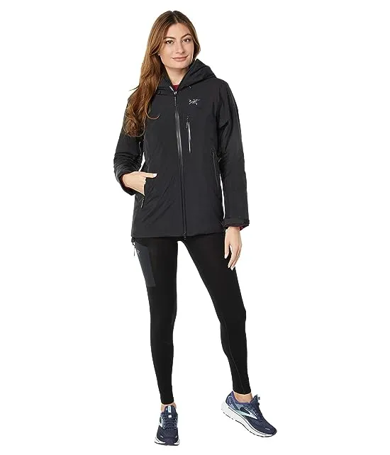 https://images.styletyx.com/images/beta-insulated-jacket-arcteryx-3118099_4.webp