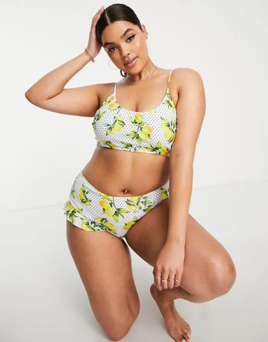https://images.styletyx.com/images/bikini-top-in-lemon-print-missguided-plus-1763384_3.webp