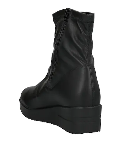 https://images.styletyx.com/images/black-ankle-boot-agile-by-rucoline-13032145_3.webp