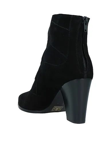 https://images.styletyx.com/images/black-ankle-boot-giorgia-b-3007474_3.webp