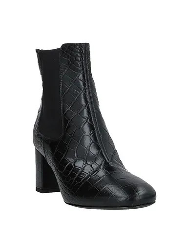 https://images.styletyx.com/images/black-ankle-boot-liviana-conti-861640_2.webp