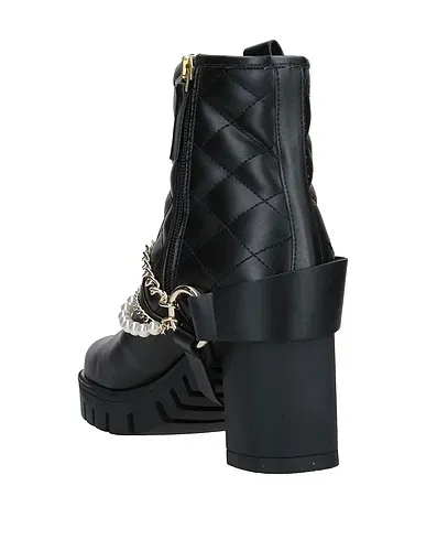 https://images.styletyx.com/images/black-ankle-boot-my-twin-twinset-1329140_3.webp