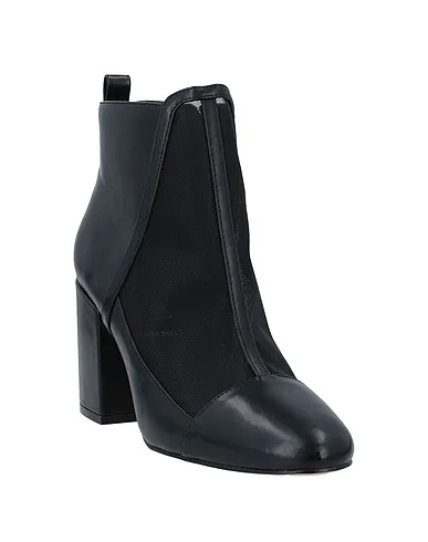 https://images.styletyx.com/images/black-ankle-boot-my-twin-twinset-1339501_2.webp